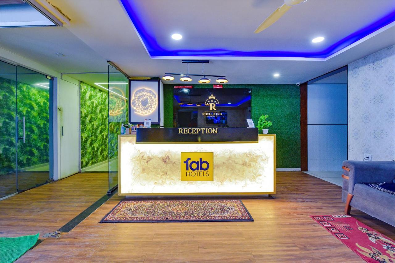 Fabhotel Royal King Hotel
