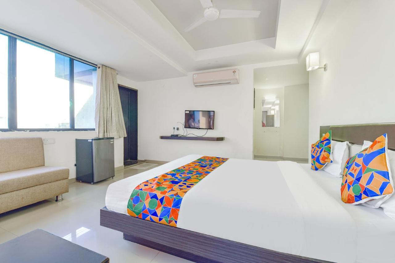 Hotel Fabhotel Skyland 3*