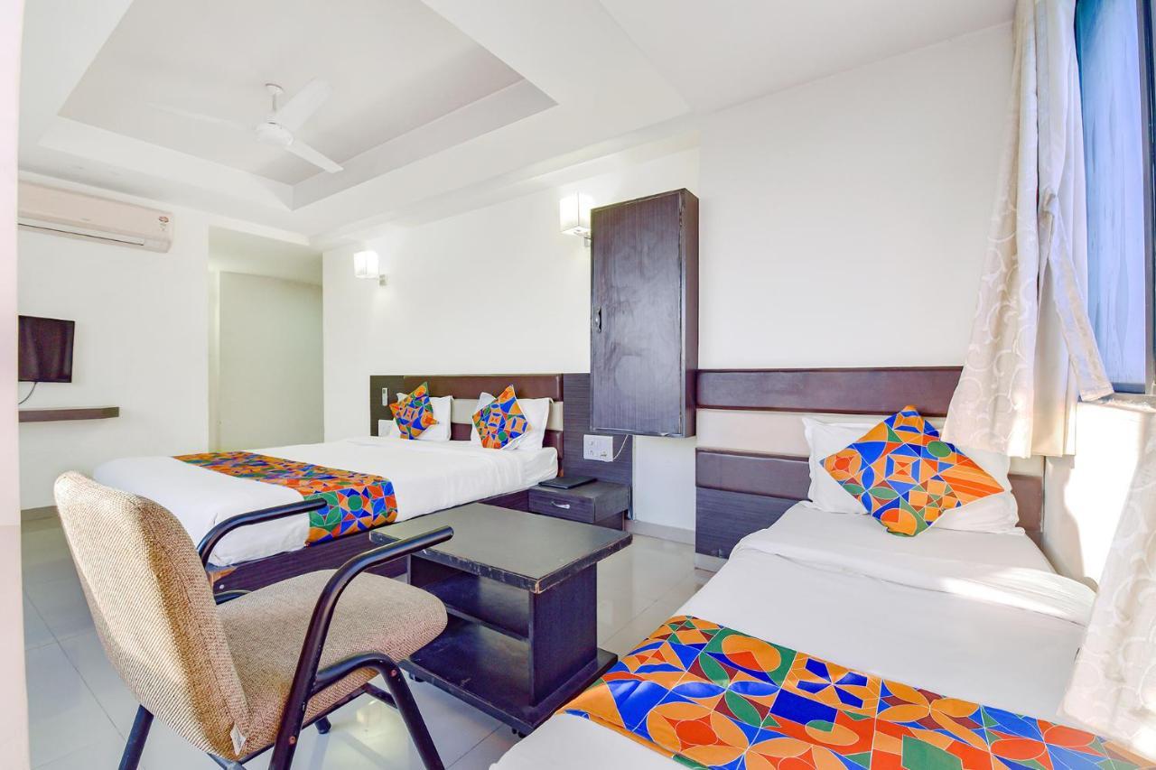 Hotel Fabhotel Skyland