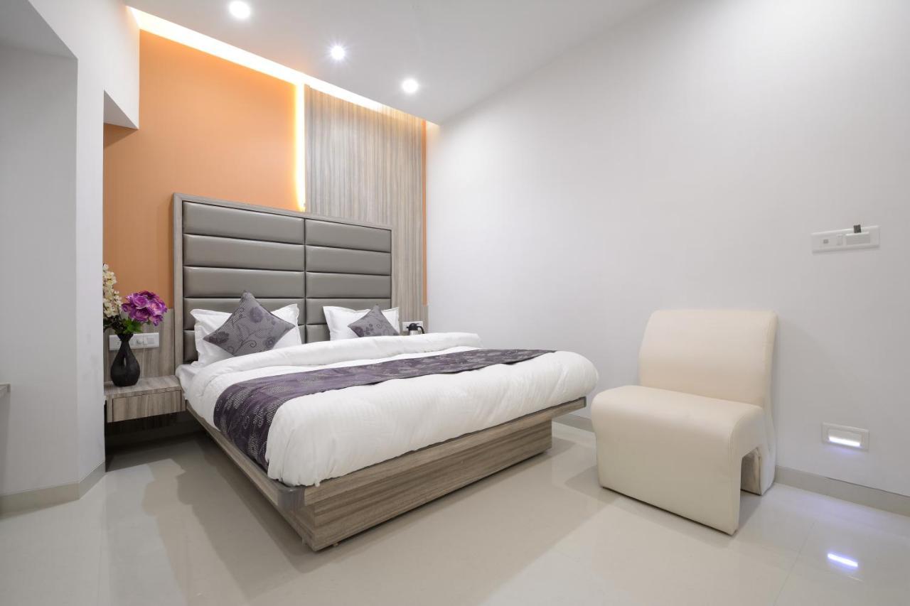 One Up Hotel Ahmedabad