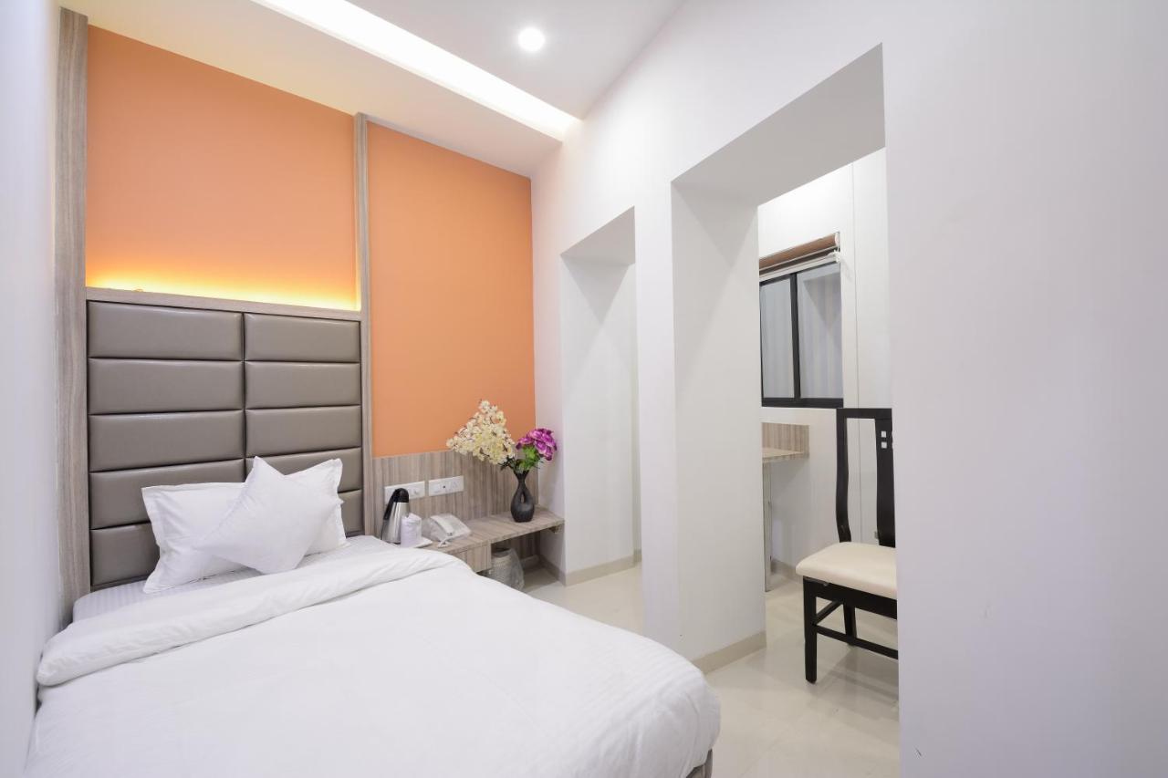 One Up 3* Ahmedabad