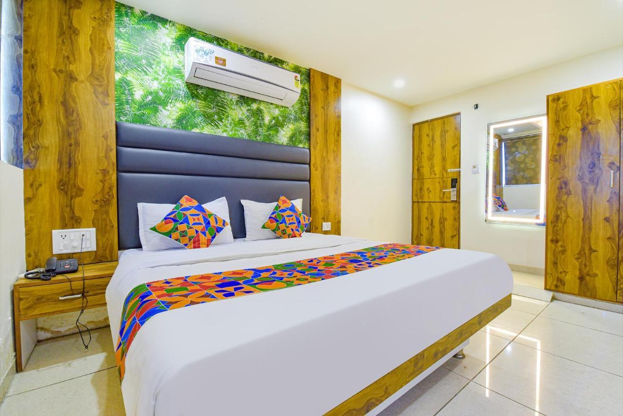 Hotel Fabhotel Royal King 3*