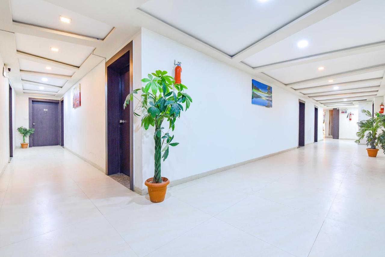 Fabhotel Skyland 3*