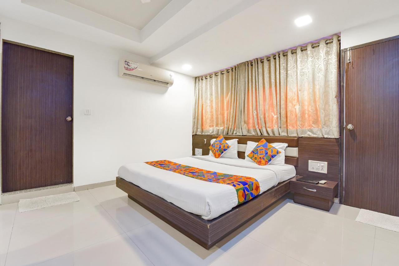 Fabhotel Skyland 3*