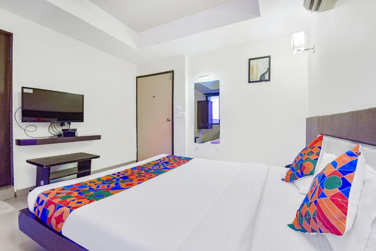 Hotel Fabhotel Skyland