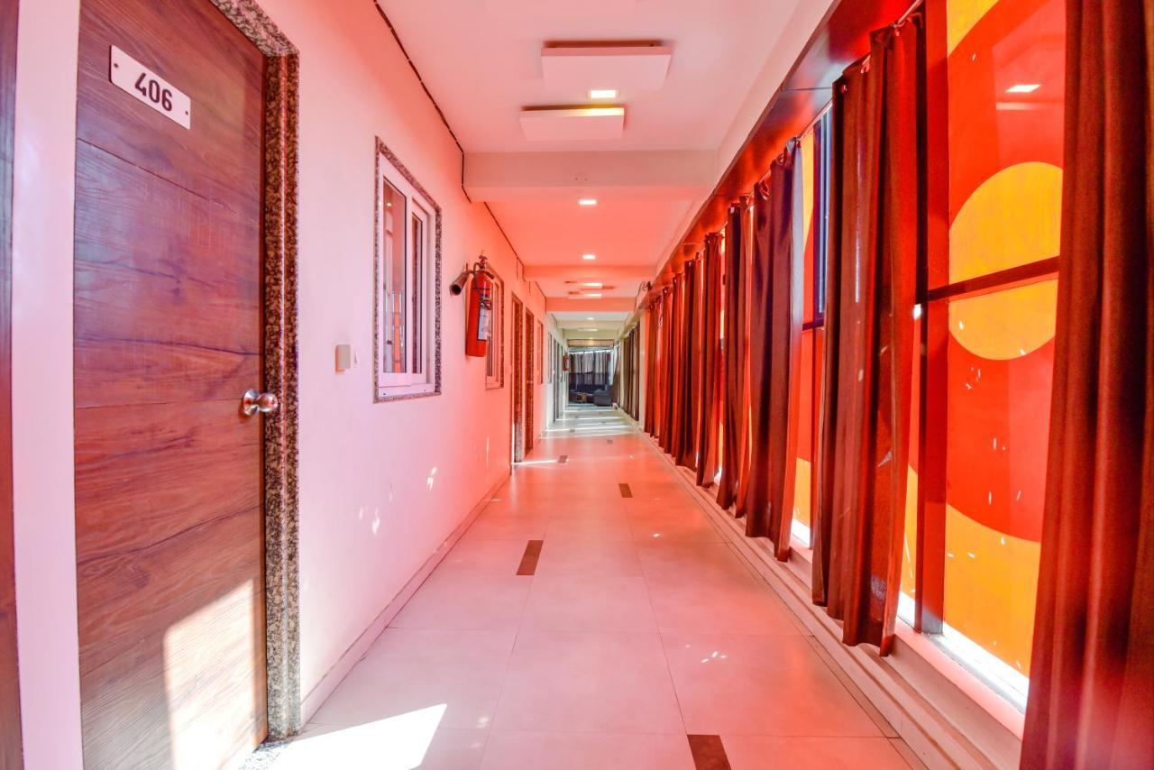 Fabhotel Tulip Plaza Hotel 3*