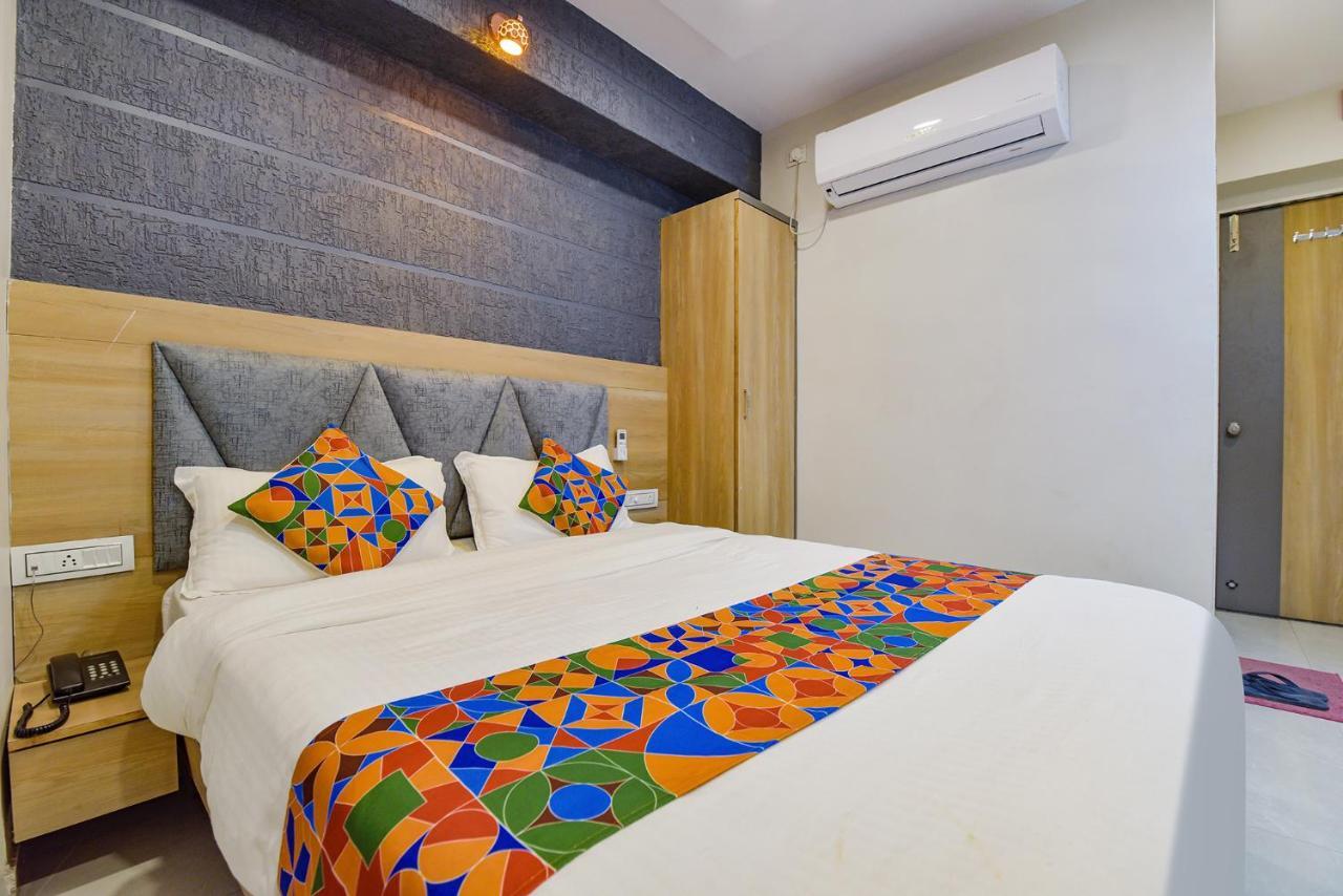 Fabexpress Canada Hotel Ahmedabad