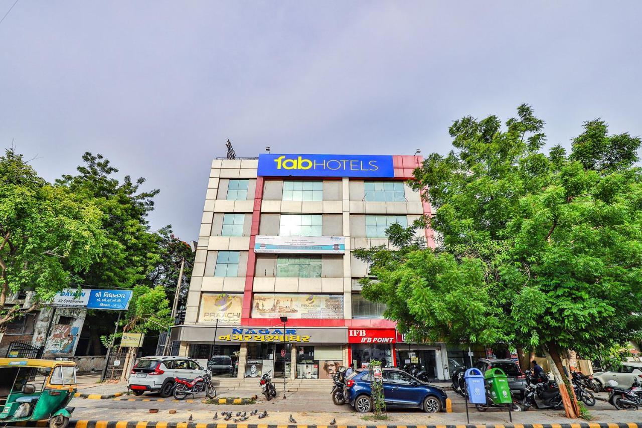 Hotel Leo