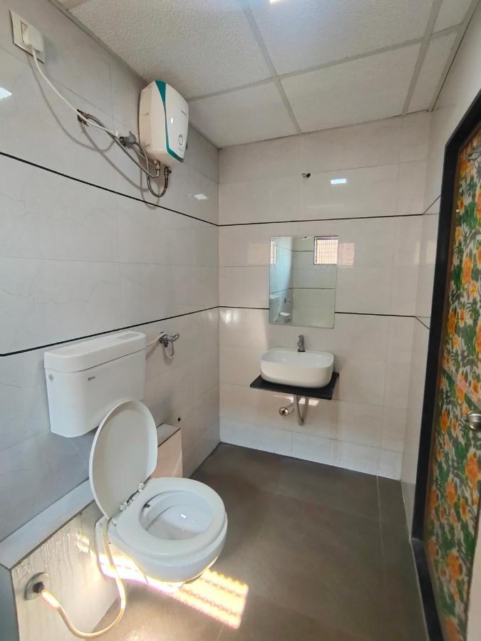 Palm Residency Guest house Ahmedabad