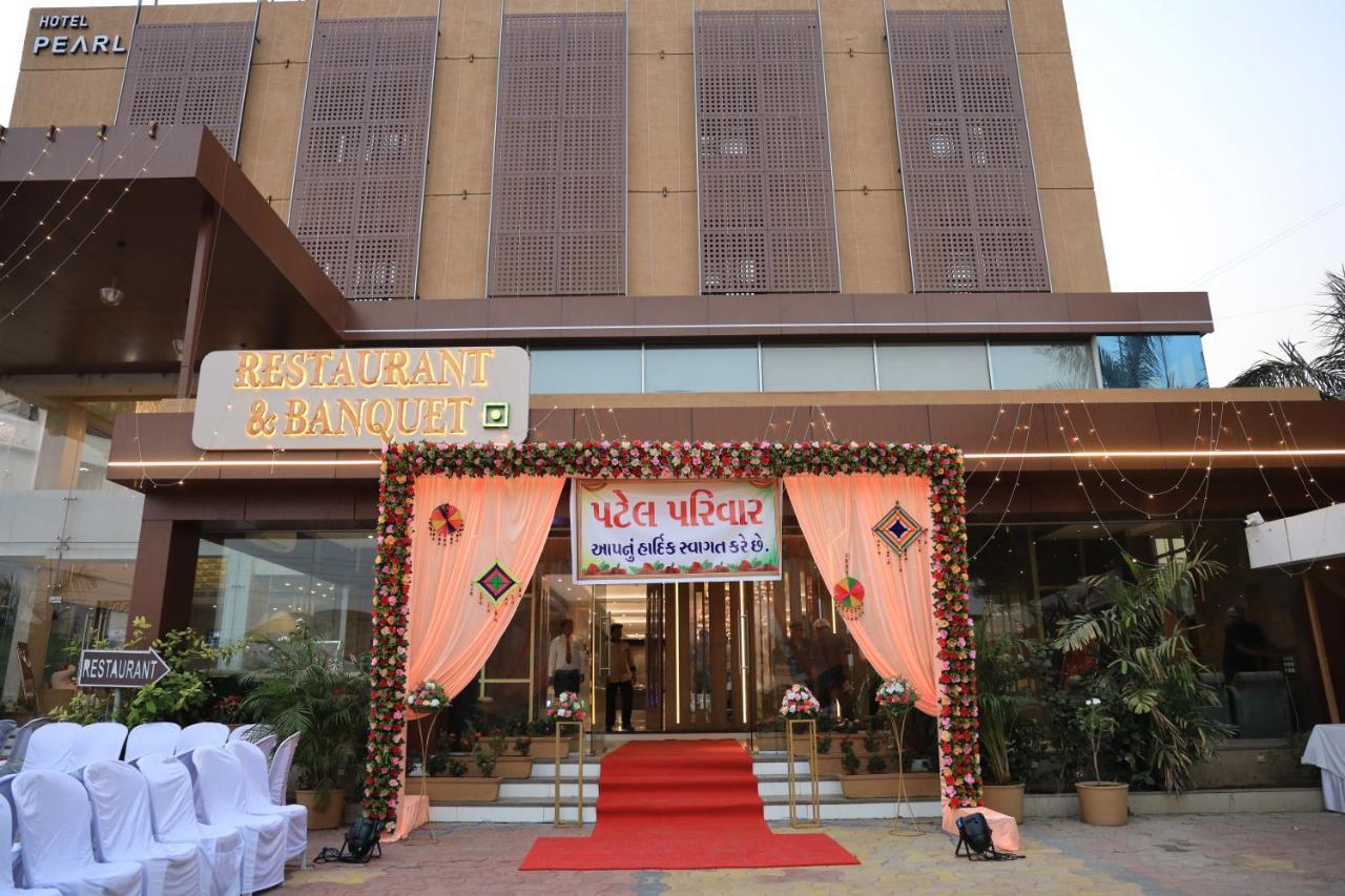 Pearl & Banquets Hotel Ahmedabad