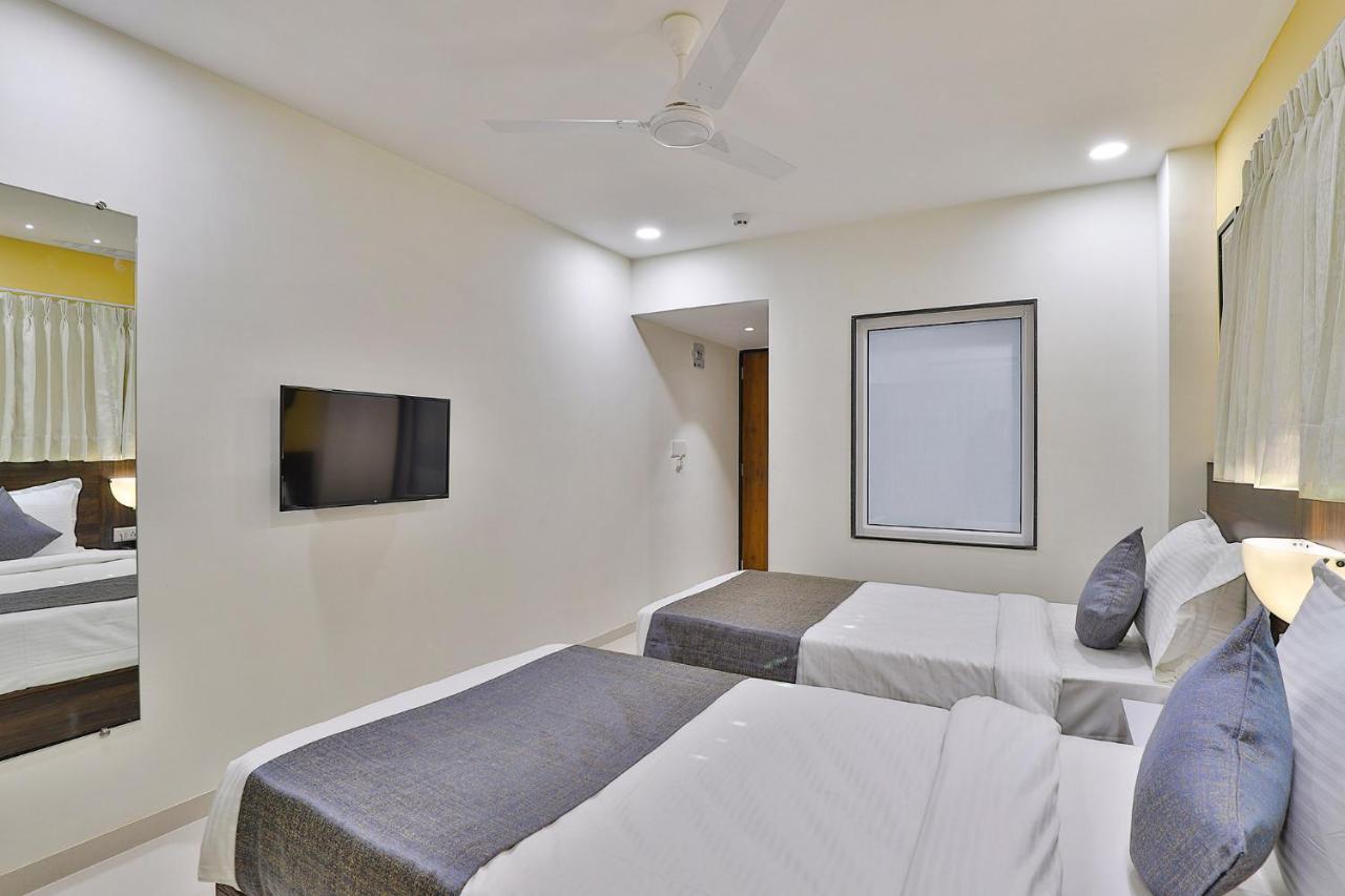 Leo Hotel Ahmedabad