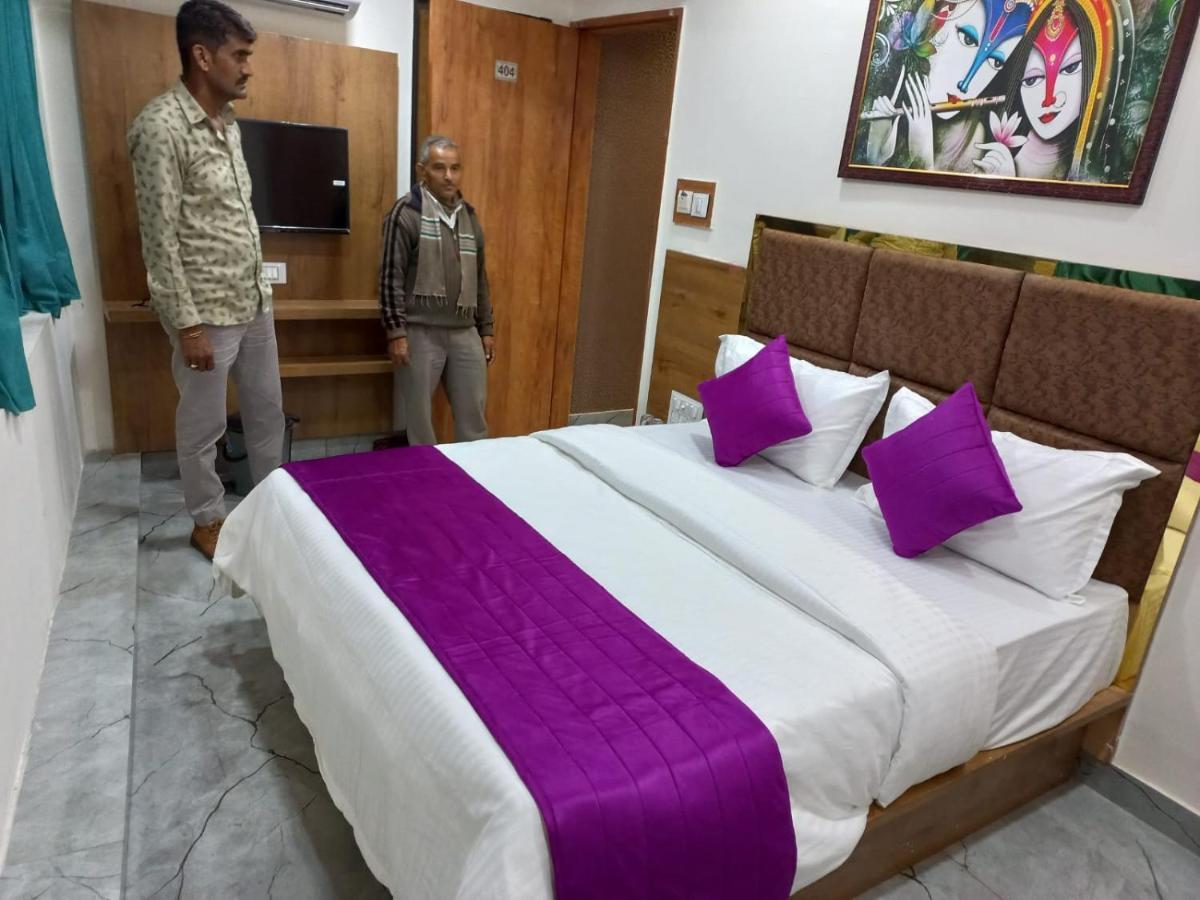 Hotel Karnavati