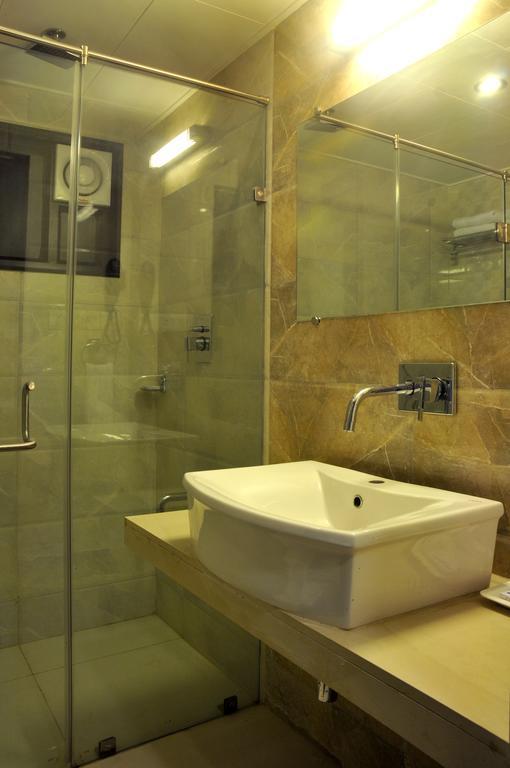 Hotel The Grand Eden