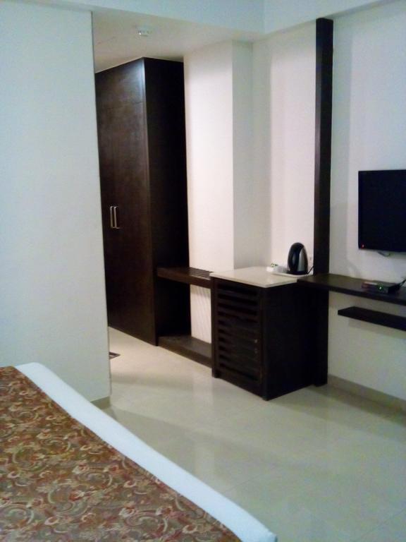 Hotel The Grand Eden 3*