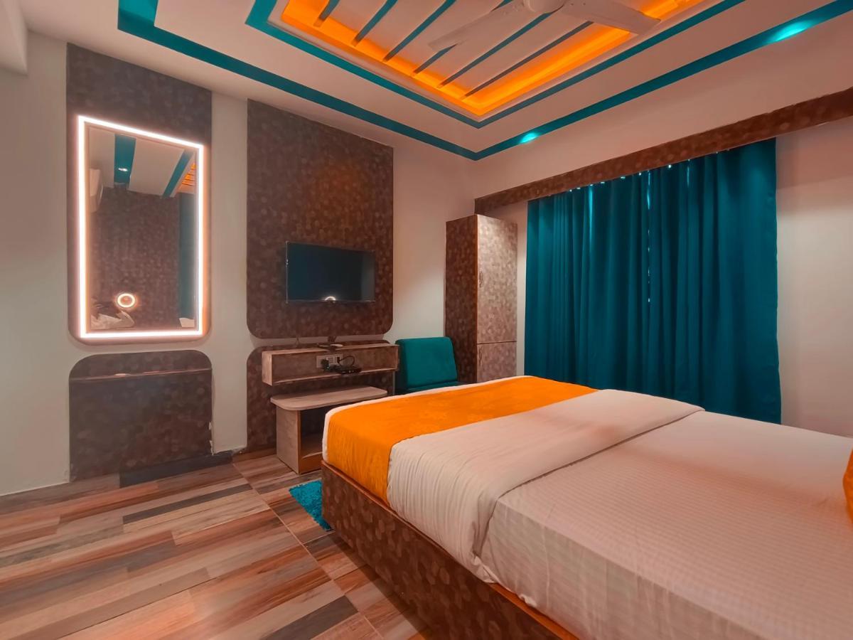 Purple Icon Hotel 3*