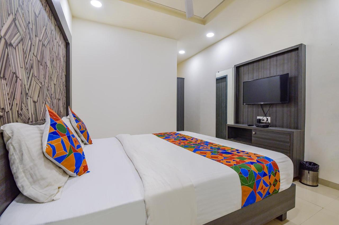 Fabexpress Pearl Hotel