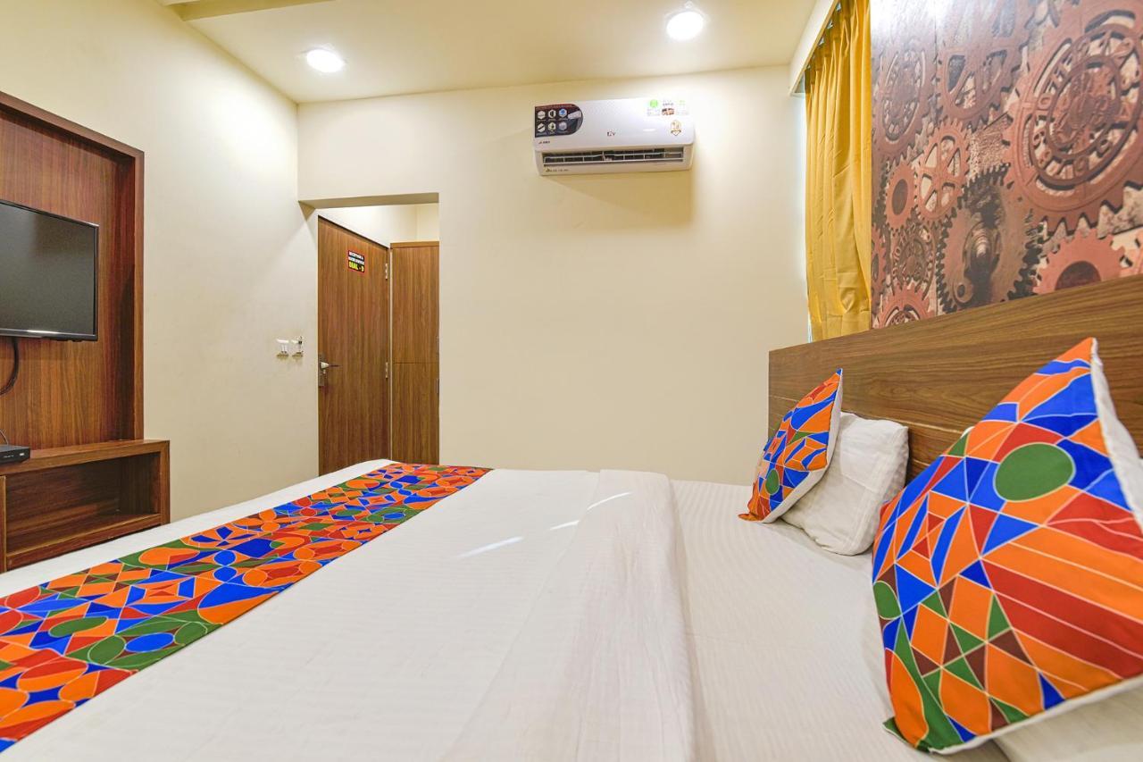 Fabexpress Pearl Hotel