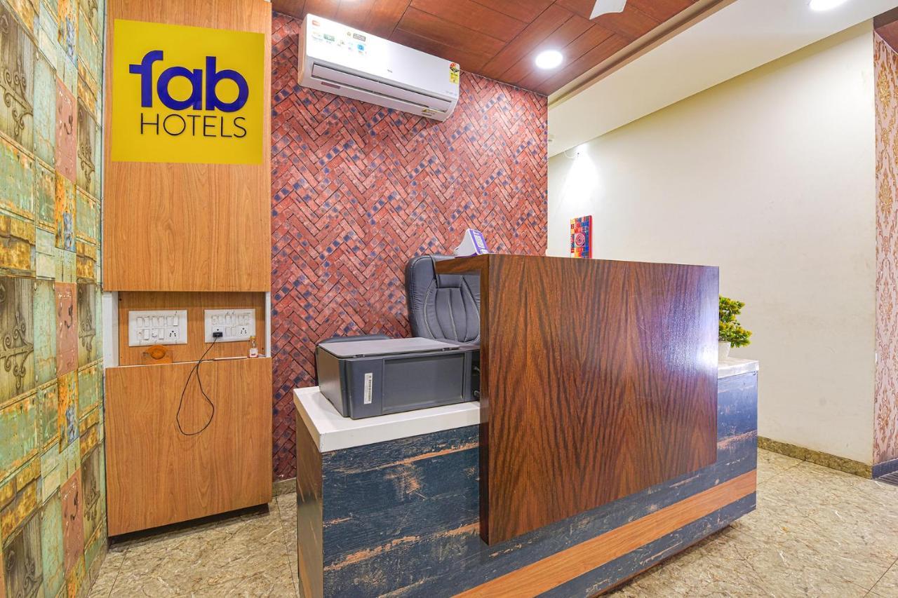 Hotel Fabexpress Pearl Ahmedabad