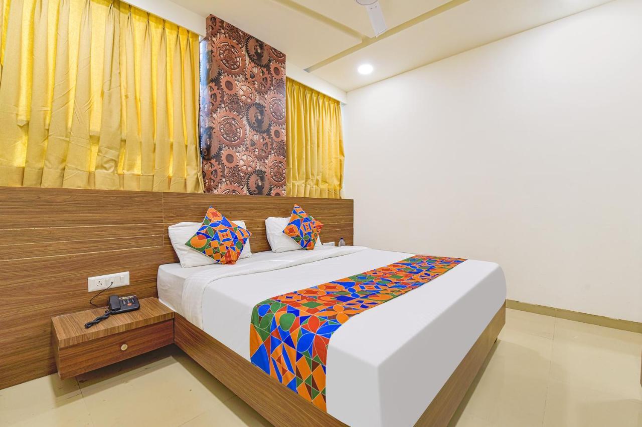 Fabexpress Pearl Hotel Ahmedabad