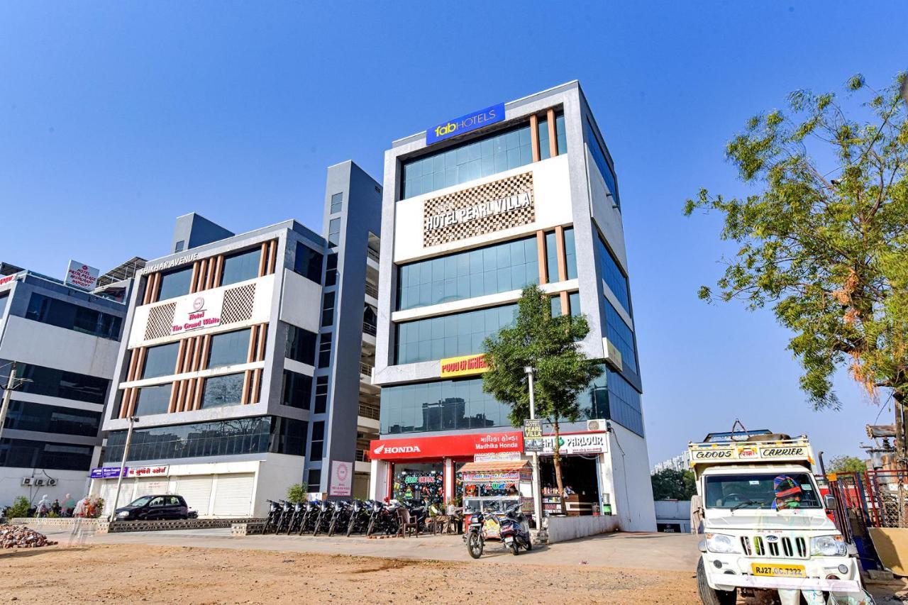 Fabexpress Pearl 3* Ahmedabad