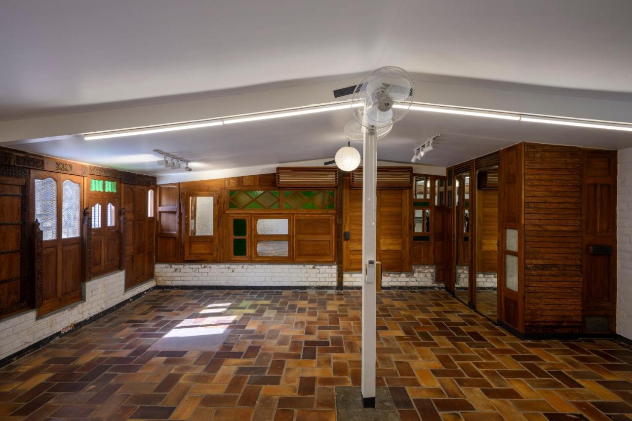 Mangalbag Gallery And Residency Bed & Breakfast 4*