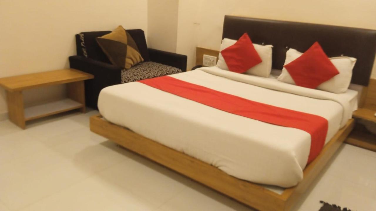 Maan Palace Hotel Ahmedabad
