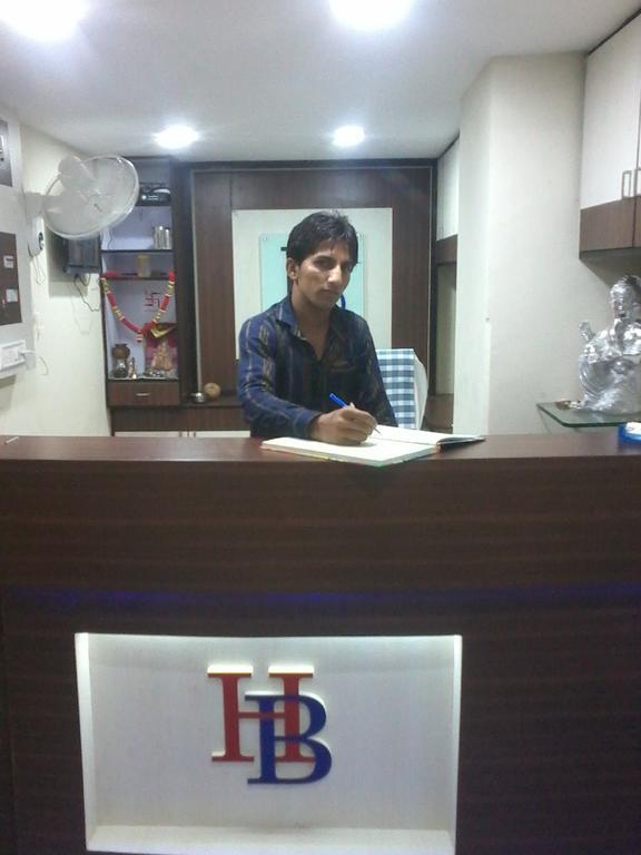 Hotel Honey Bunny Hotel Ahmedabad