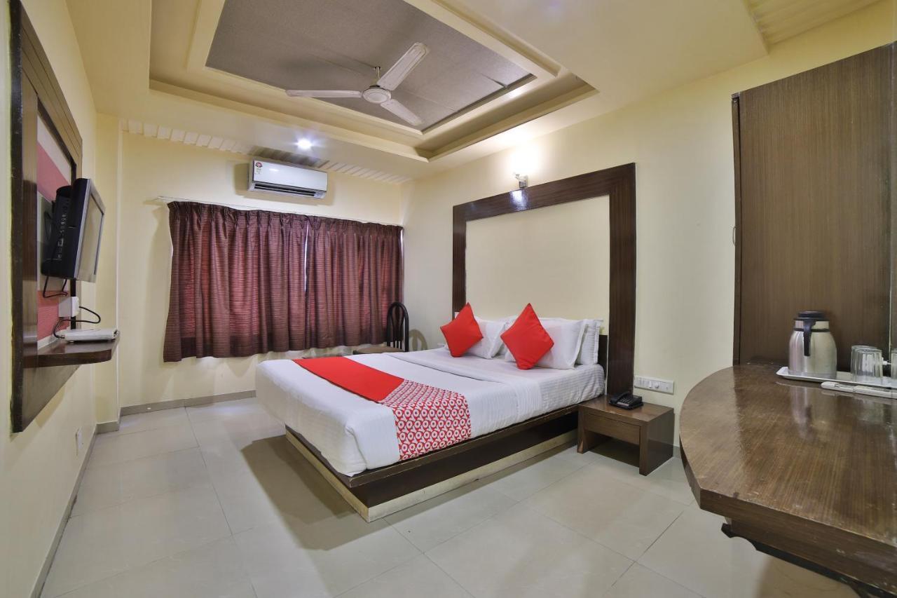 Hotel Capital O Kalash Residency
