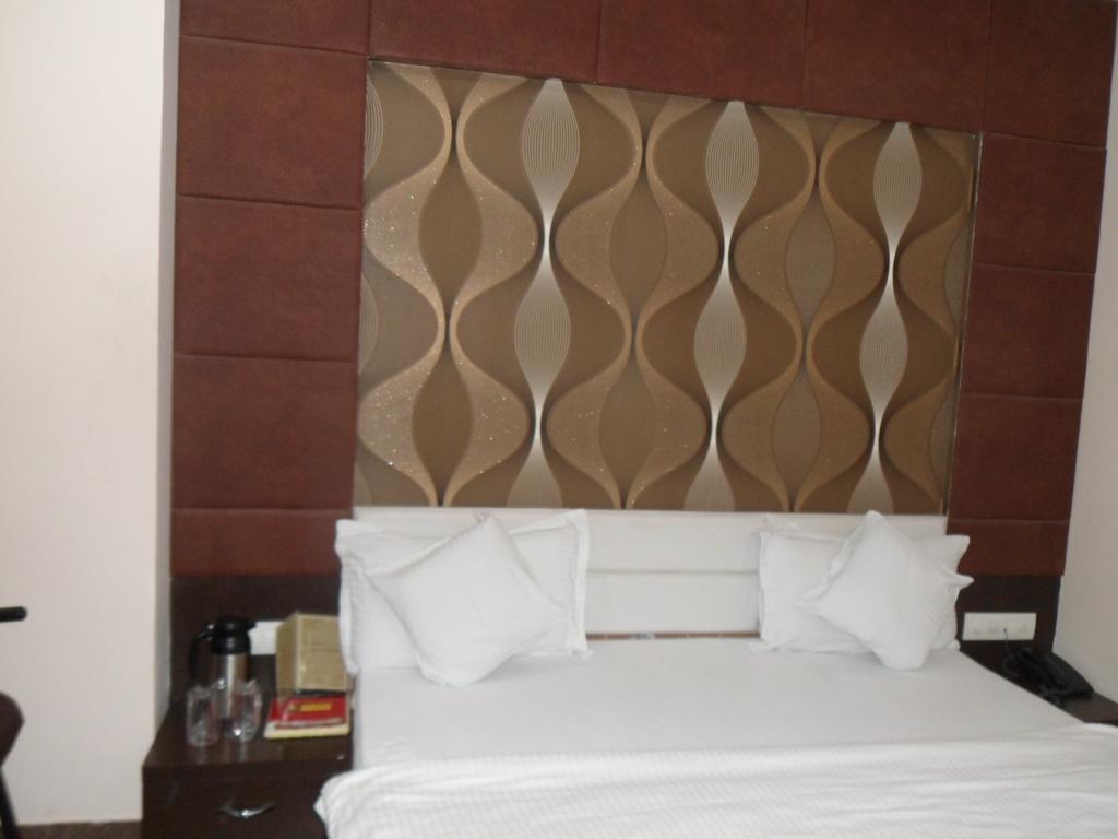 Silver Plaza 2* Ahmedabad