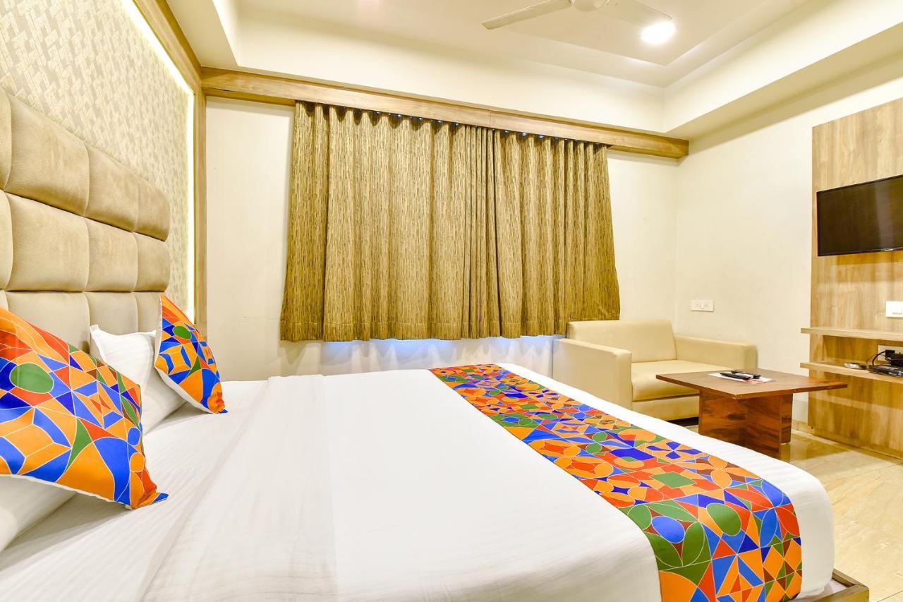 Fabhotel Hill Park