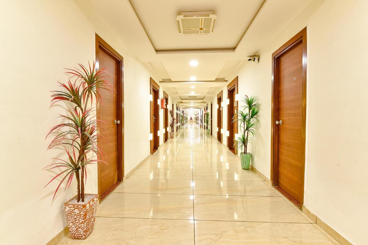 Fabhotel Hill Park Hotel Ahmedabad