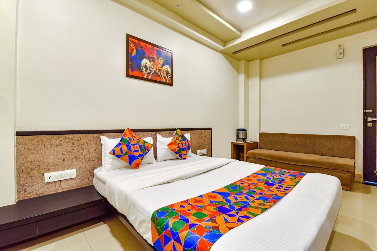 Fabexpress Anmol Palace 3*