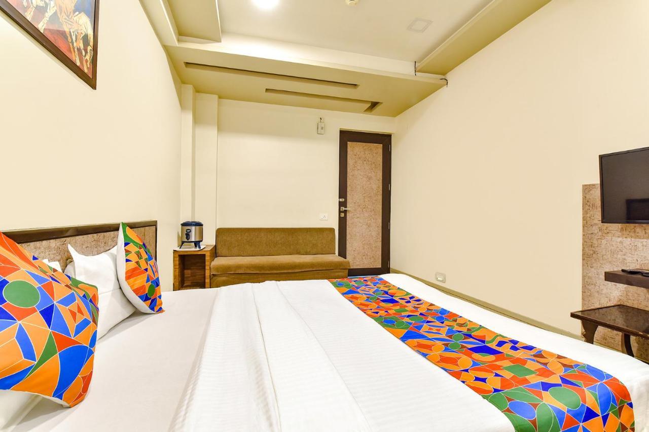 Fabexpress Anmol Palace Hotel Ahmedabad