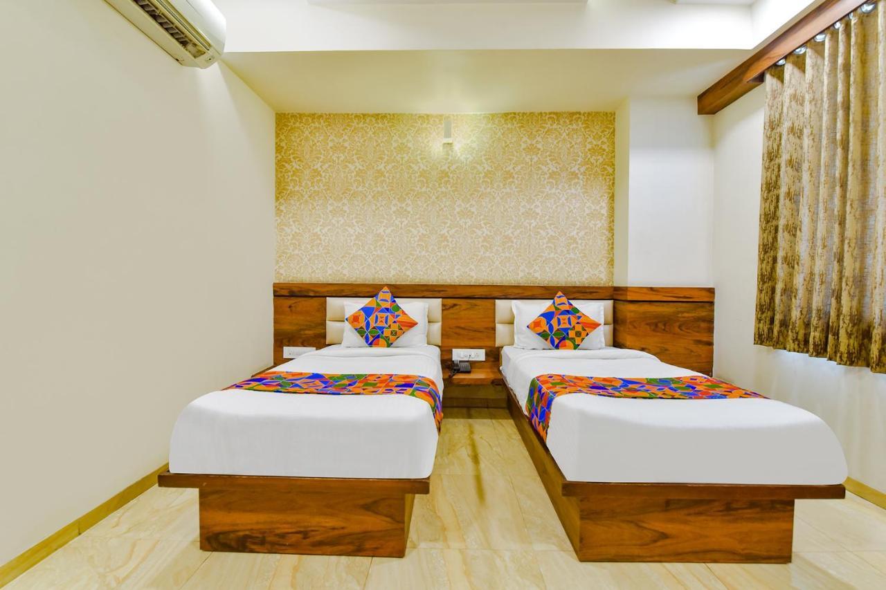 Hotel Fabhotel Hill Park 3*