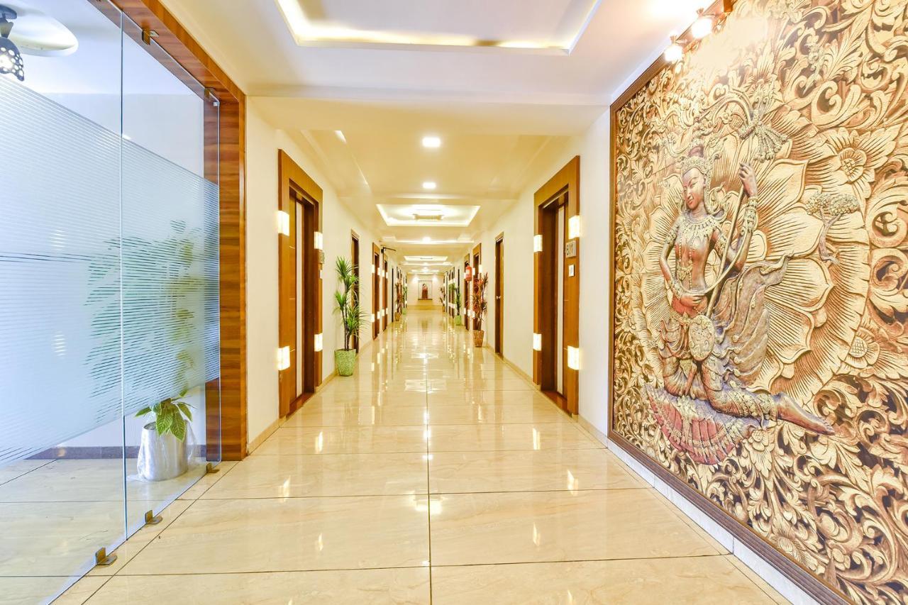 Fabhotel Hill Park Hotel