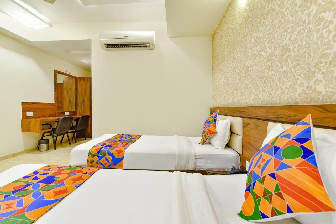 Hotel Fabhotel Hill Park Ahmedabad
