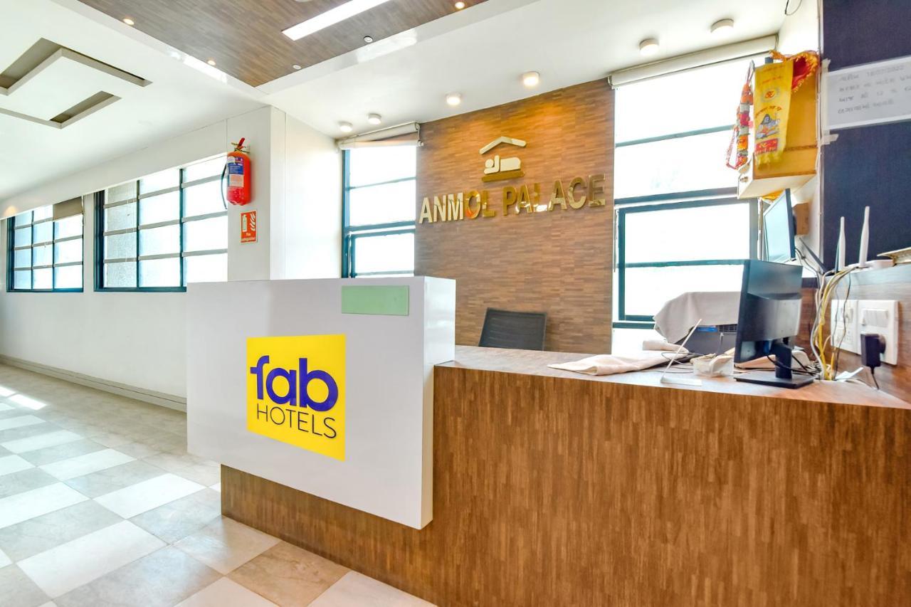 Fabexpress Anmol Palace 3*