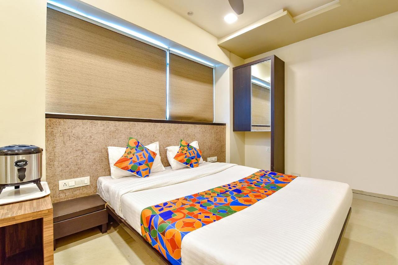 Hotel Fabexpress Anmol Palace 3*