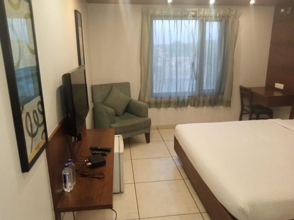 Hotel Kanan Ahmedabad