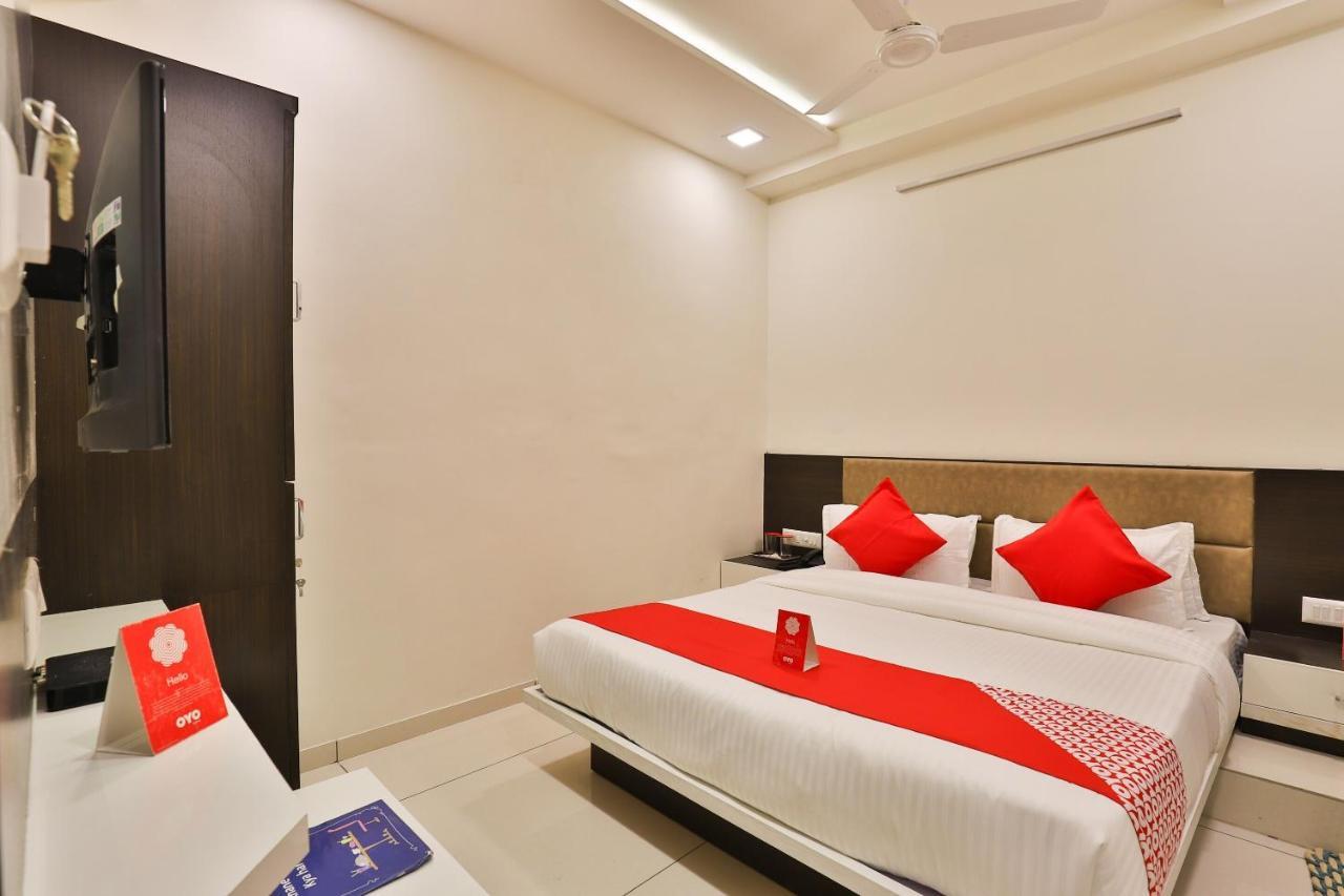 Oyo Raadhe 3* Ahmedabad