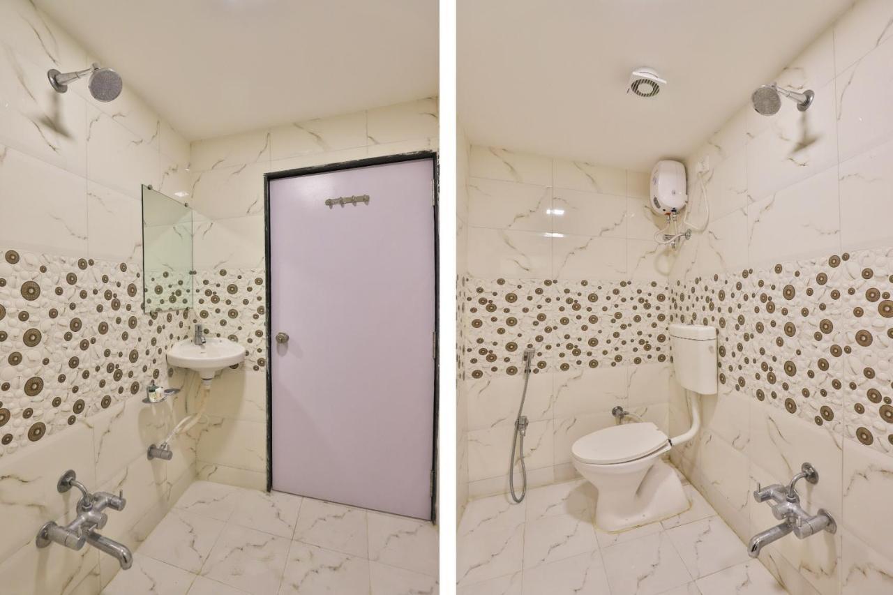 Oyo Raadhe Hotel 3*