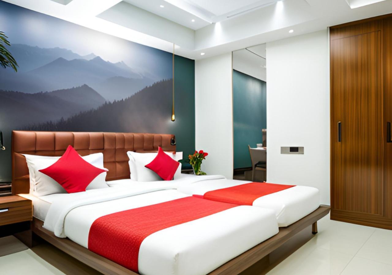 Hotel Seven