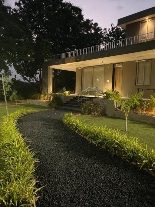 Serene In The Lap Of Nature Holiday home