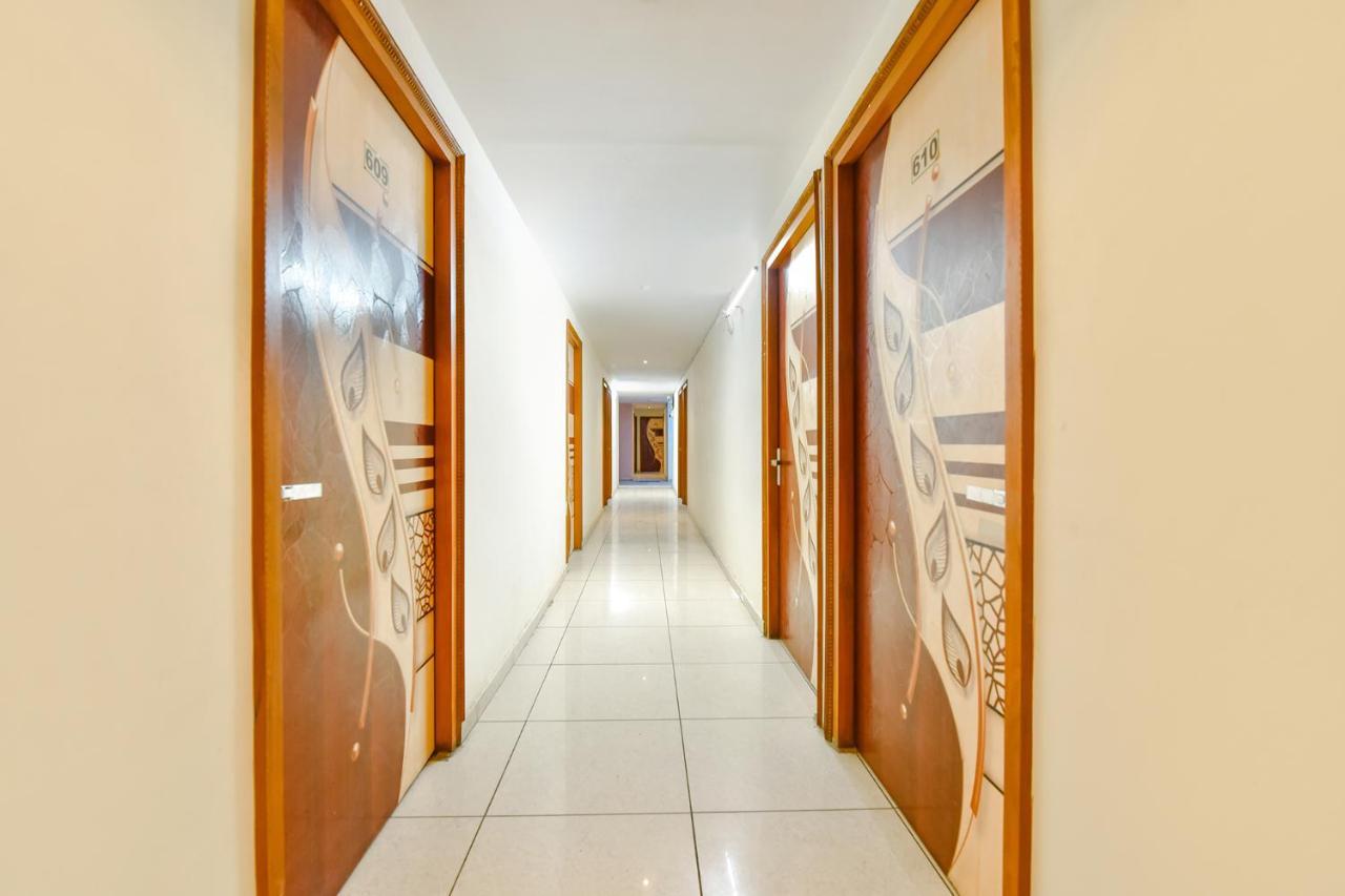 Hotel Fabhotel Vishwa
