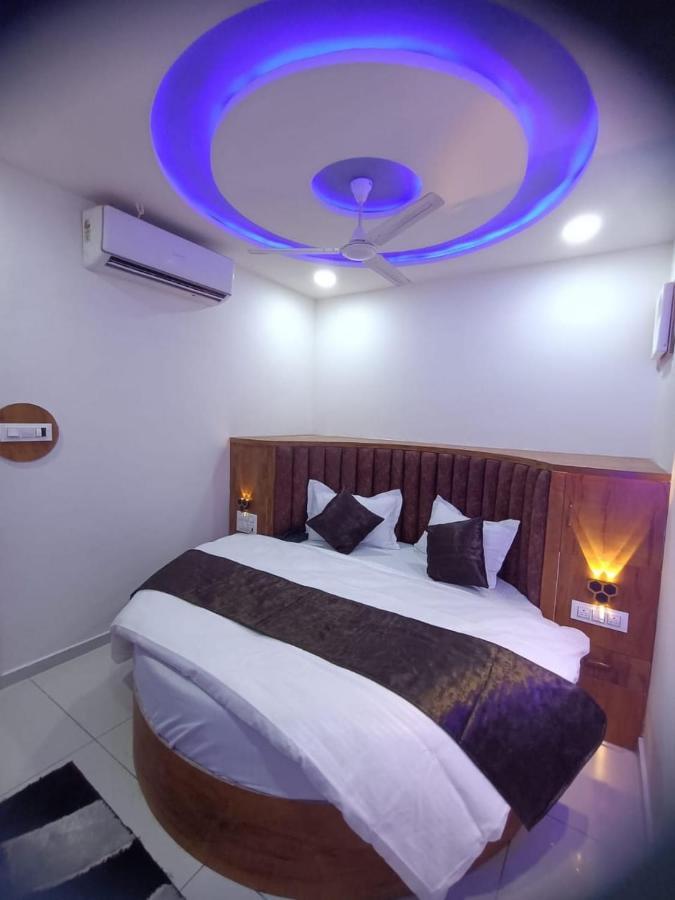 Stay,ahmedabad * Ahmedabad