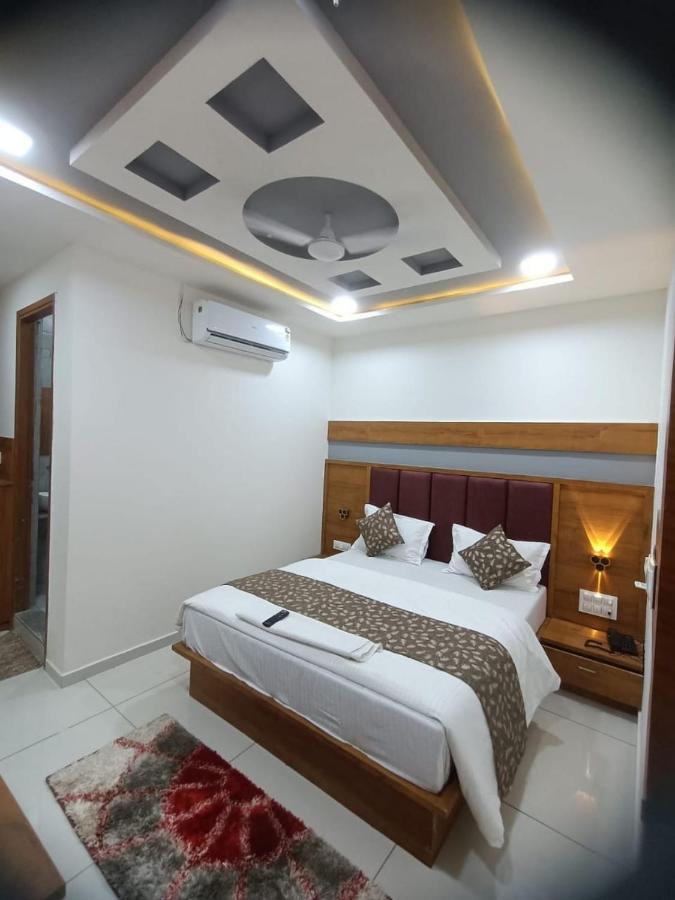 Stay,ahmedabad Guest house *