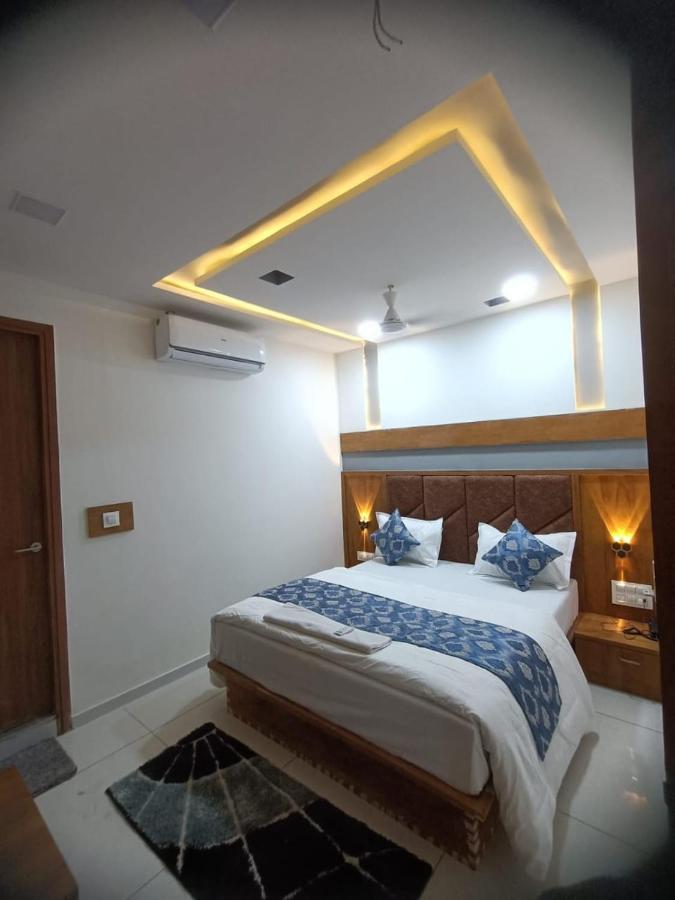Stay,ahmedabad