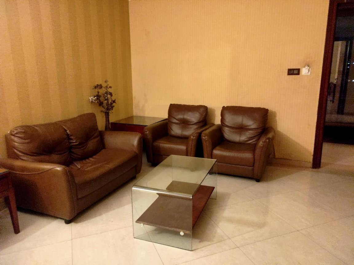 Rk Regency Hotel *