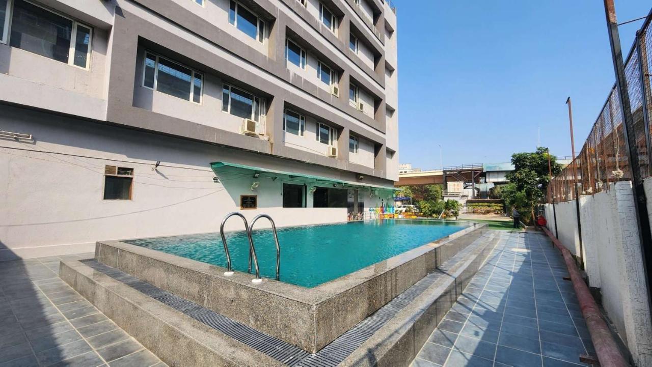 Hotel Apricot , 3*
