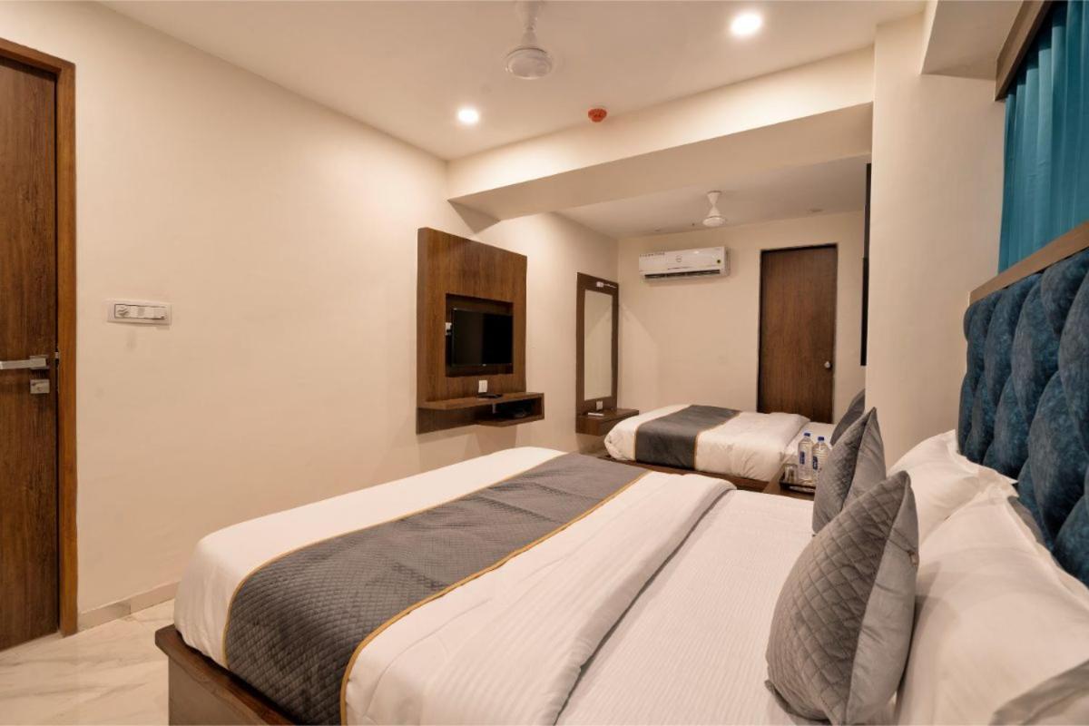 Royal 24 Ahmedabad